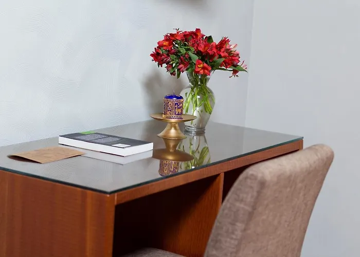 Intiterra Aparthotel 4*