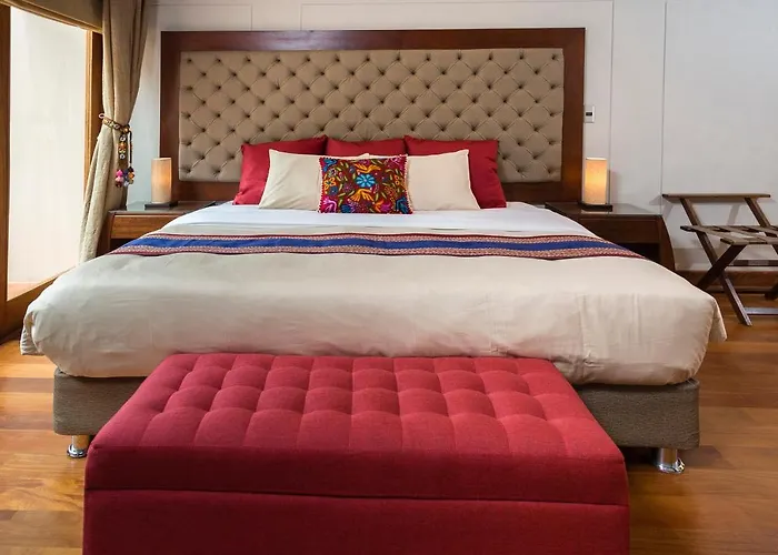 Intiterra Aparthotel 4*