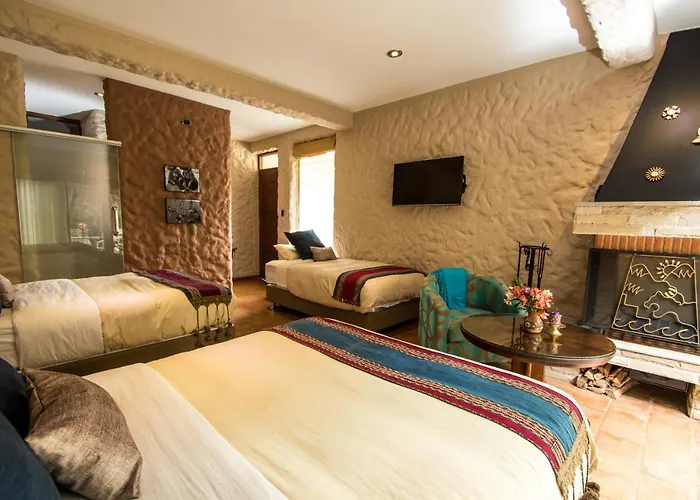 Intiterra Aparthotel 4*