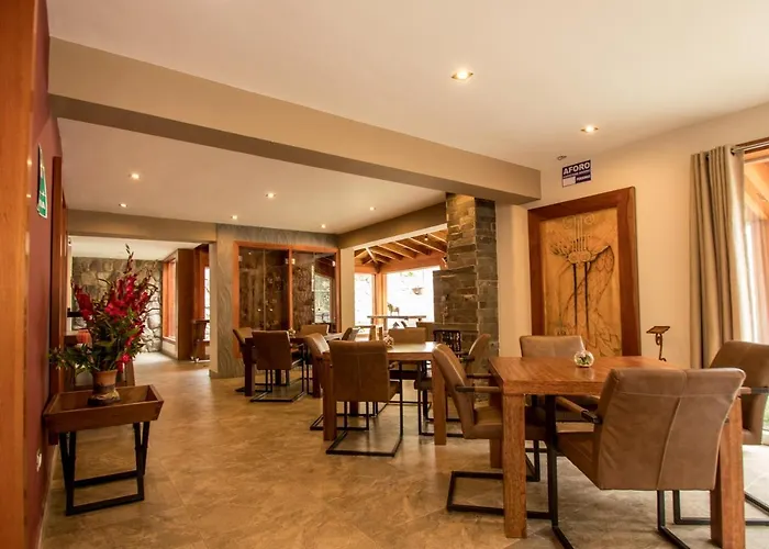 Intiterra Aparthotel 4*